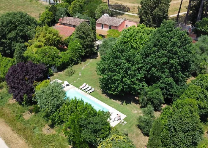 Escape With Pool In Апартаменты